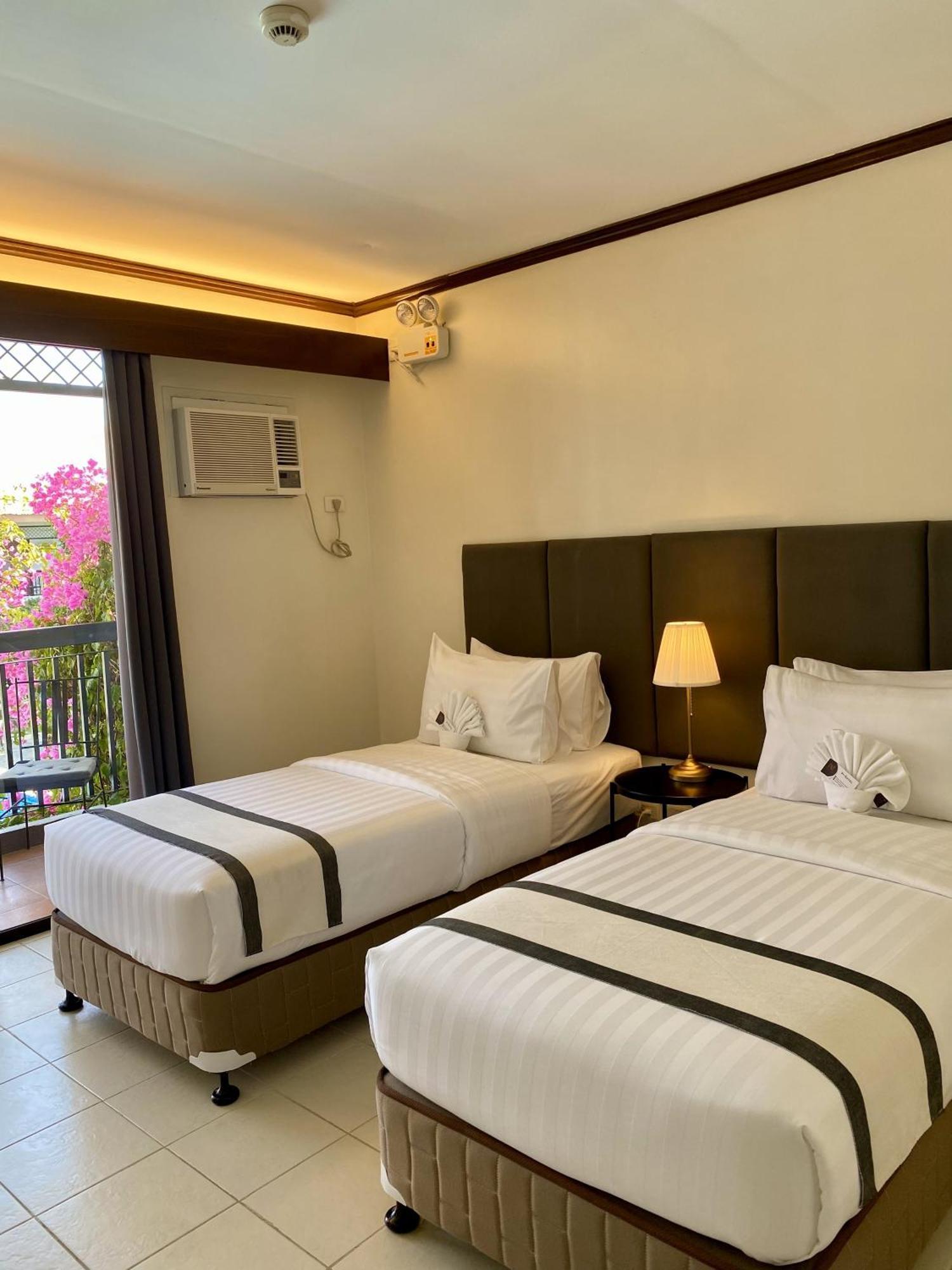 Plaza Del Norte Hotel And Convention Center Laoag Luaran gambar